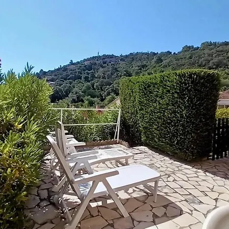 2p Avec Jardin, Piscine, Parking Et Navettes Gratuites - - Fr-1-226b-196 Apartmán Cavalaire-sur-Mer