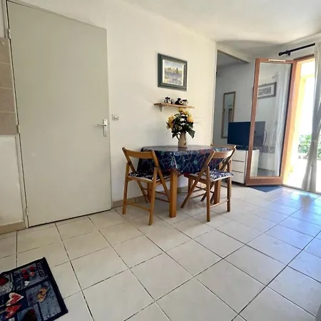 Apartamento 2p Avec Jardin, Piscine, Parking Et Navettes Gratuites - *